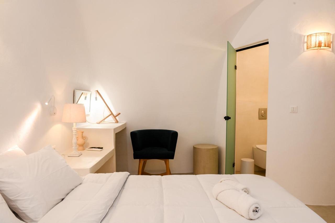 Three Bells Suites Φηροστεφάνι Εξωτερικό φωτογραφία