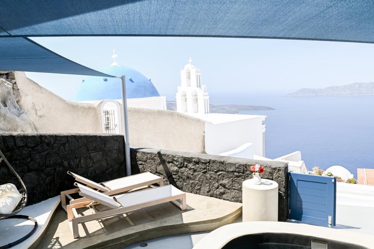 Three Bells Suites Φηροστεφάνι Εξωτερικό φωτογραφία