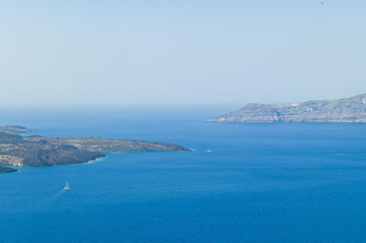 Three Bells Suites Φηροστεφάνι Εξωτερικό φωτογραφία