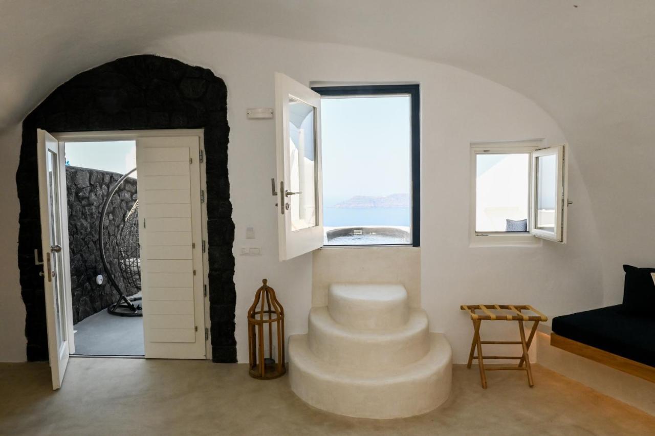 Three Bells Suites Φηροστεφάνι Εξωτερικό φωτογραφία