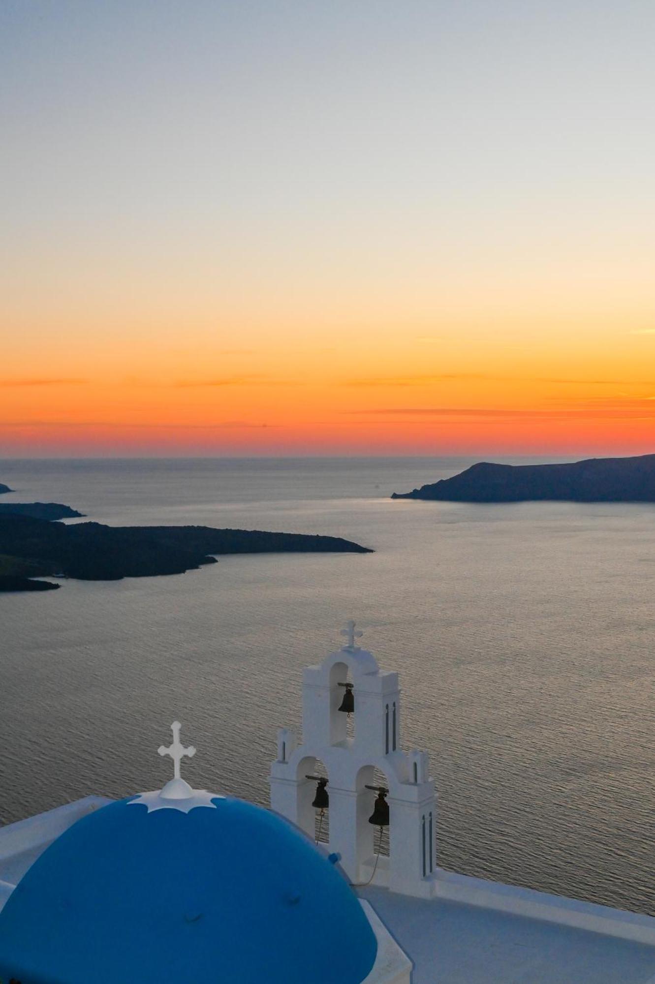 Three Bells Suites Φηροστεφάνι Εξωτερικό φωτογραφία